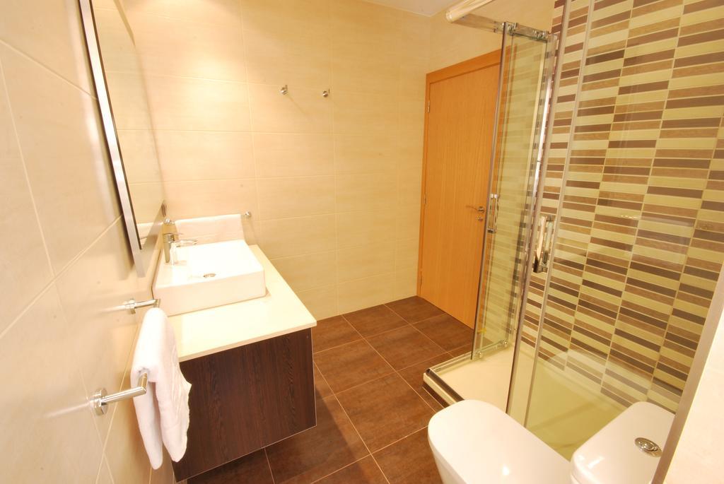 Cdc Sdb Apartment Barcelona Bagian luar foto